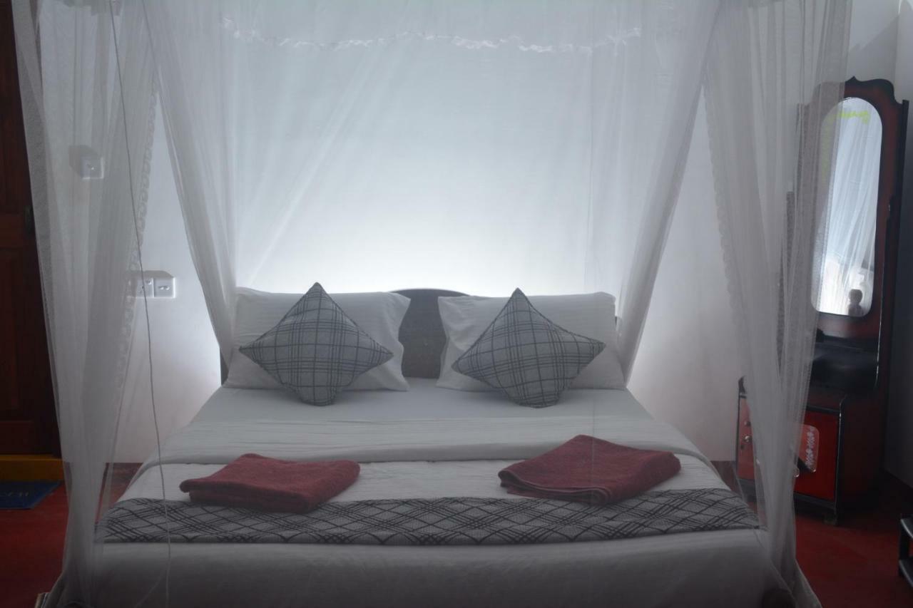 Samiru Guest Inn Елла Екстер'єр фото